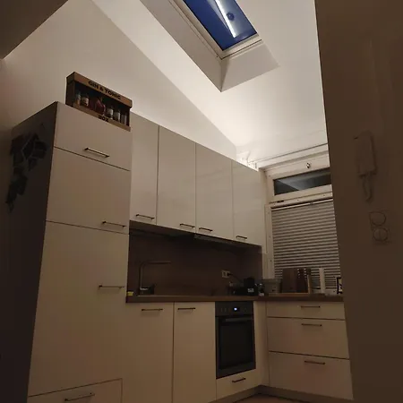 Julian's Flat Ruhig Und Zentral Kongress-graz גראץ